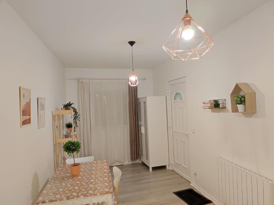 Charmant Appartement Avec Terrasse Proche Paris Le Perreux-Sur-Marne Esterno foto